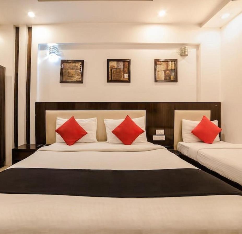 Hotel Sehej Inn Yeni Delhi Dış mekan fotoğraf